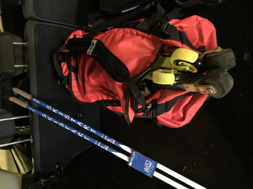 Skistavene fra skistart kan fåes her http://www.skistart.com/nor/sommer/rulleski/staver/skistart-rulleskistav.html